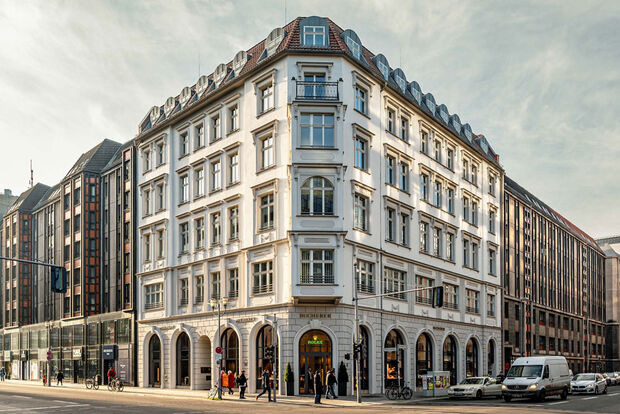 Der Office Club Standort Friedrichstraße 171 im historischen Einsteinpalais in Berlin Mitte